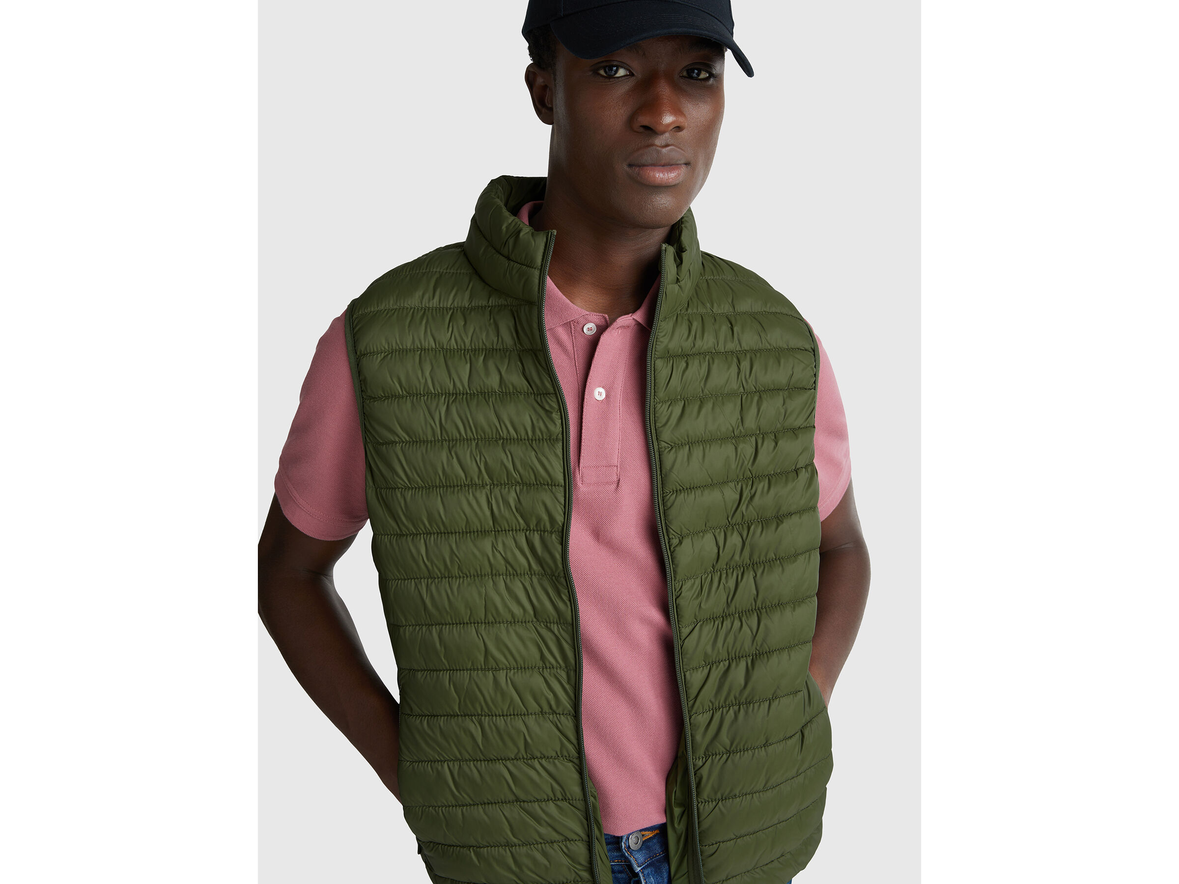 WAISTCOAT Men image number 3